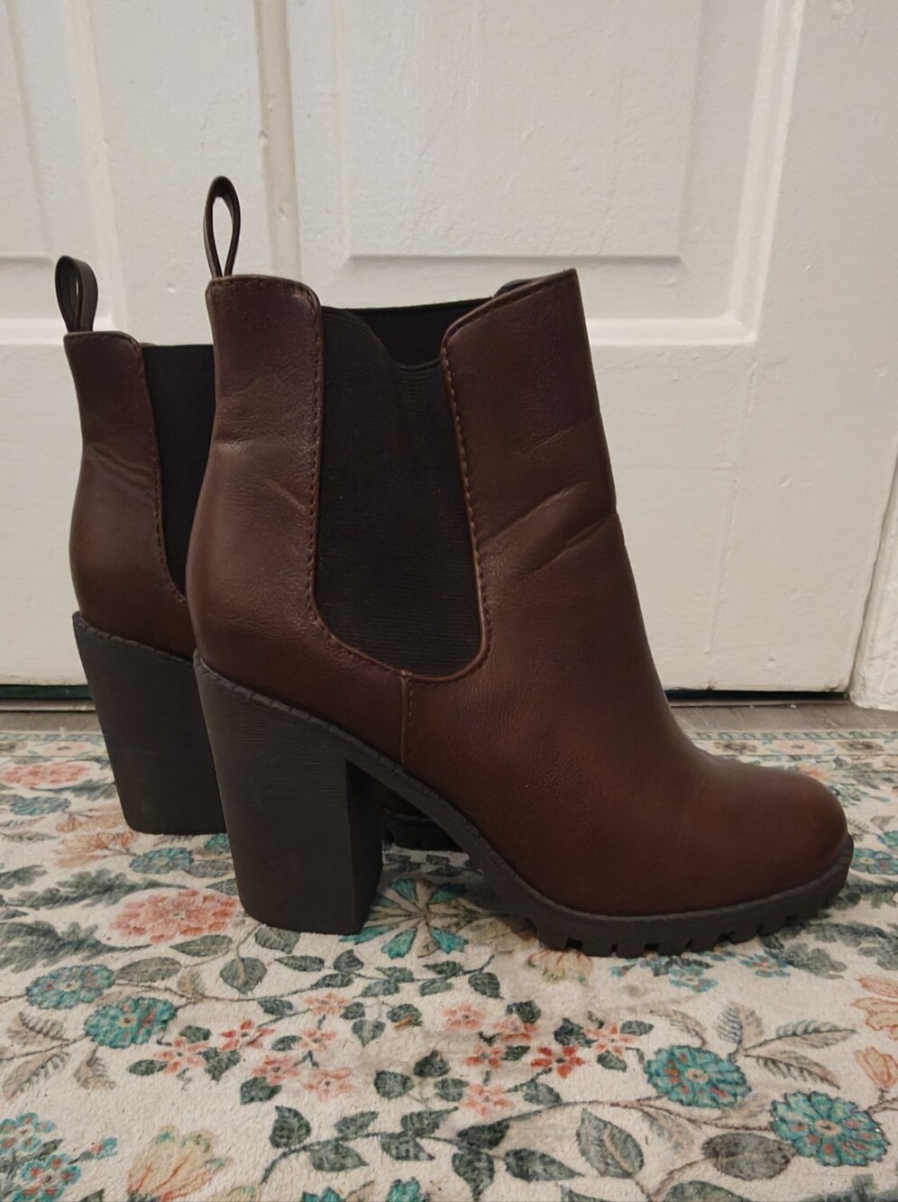 Amazon Brown Chelsea Platform Ankle Boots - Women's Chunky Heel Booties